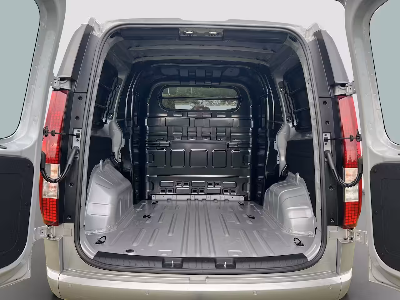 Hyundai Staria 2.2 Dubbele Cabine 6 pers Aut. Camera | 6 pers Dubbele cabine | 2 schuifdeuren | Carplay |