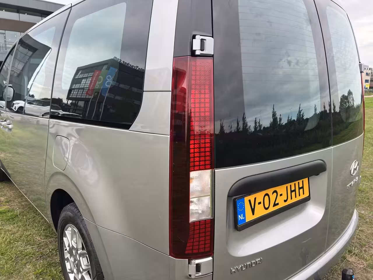 Hyundai Staria 2.2 Dubbele Cabine 6 pers Aut. Camera | 6 pers Dubbele cabine | 2 schuifdeuren | Carplay |
