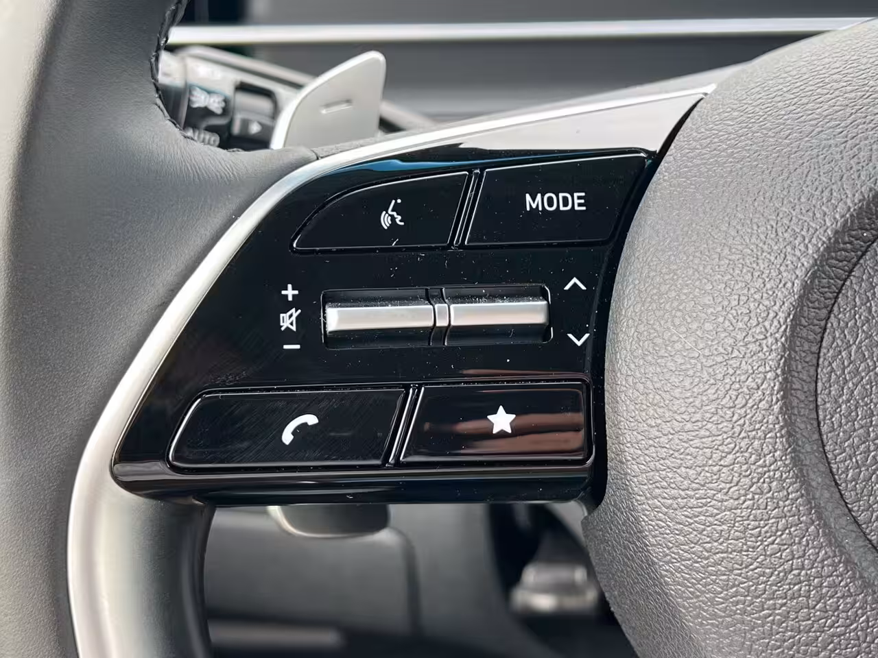Hyundai Staria 2.2 Dubbele Cabine 6 pers Aut. Camera | 6 pers Dubbele cabine | 2 schuifdeuren | Carplay |
