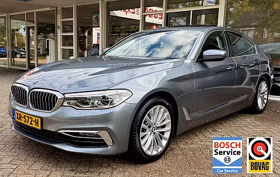 BMW 5-serie 520i Luxury Led, Pano, Digidash, Leer, H/K