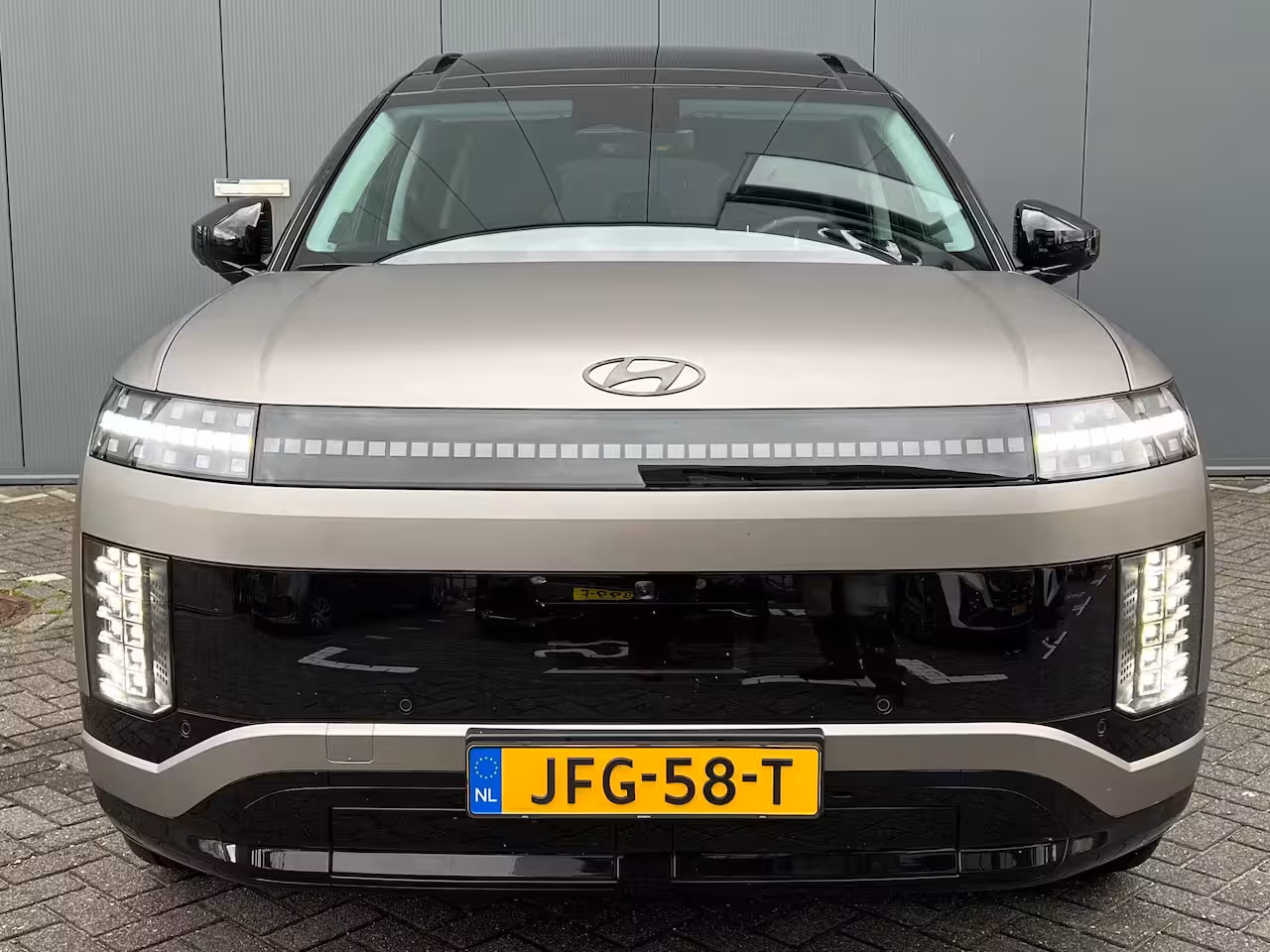 Hyundai IONIQ 9 Lounge AWD+ 7p. 110.3 kWh 429pk | Unieke Two Tone Wrap | Premium Audio | Adaptive cruise c