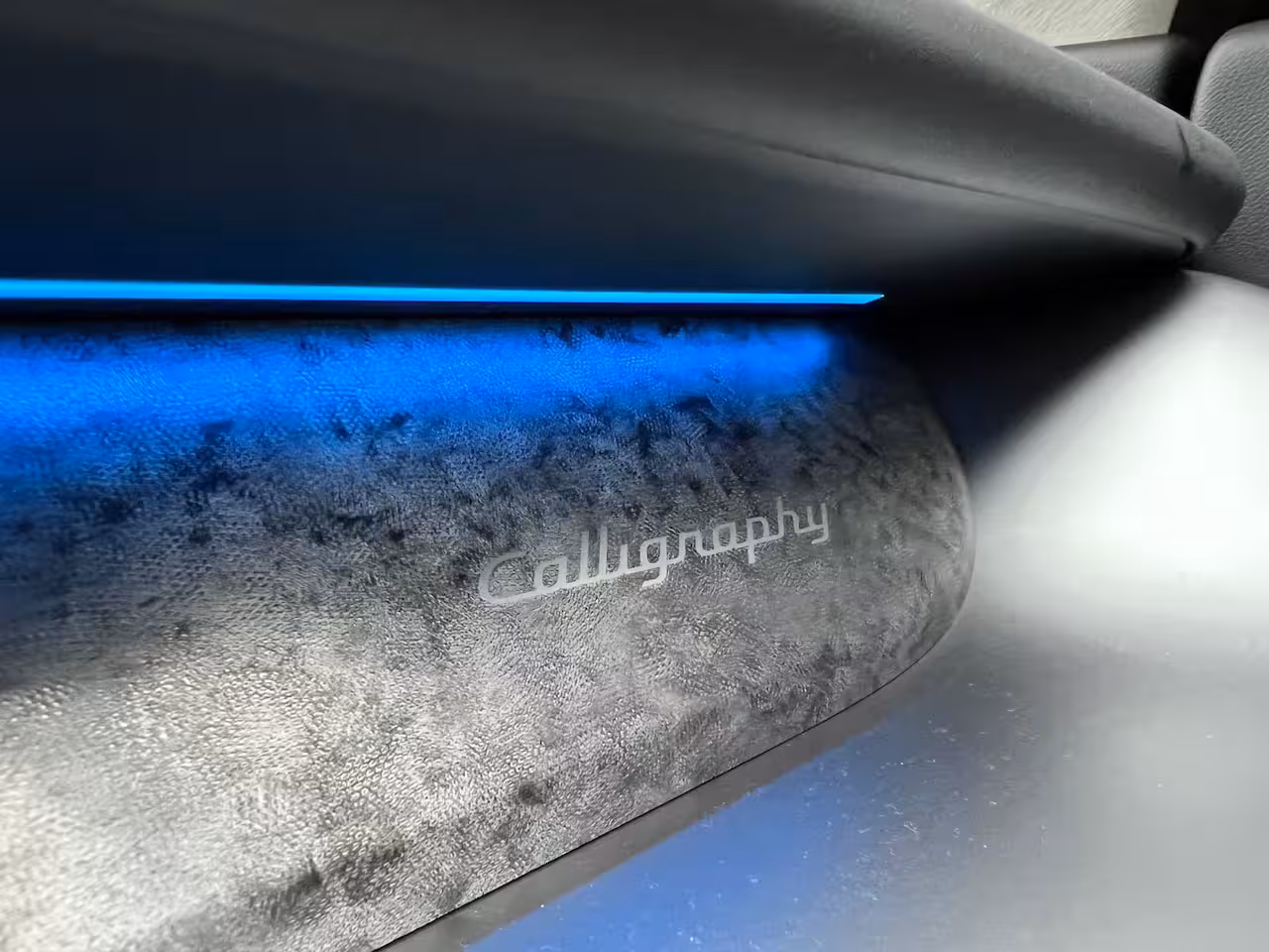 Hyundai IONIQ 9 Lounge AWD+ 7p. 110.3 kWh 429pk | Unieke Two Tone Wrap | Premium Audio | Adaptive cruise c