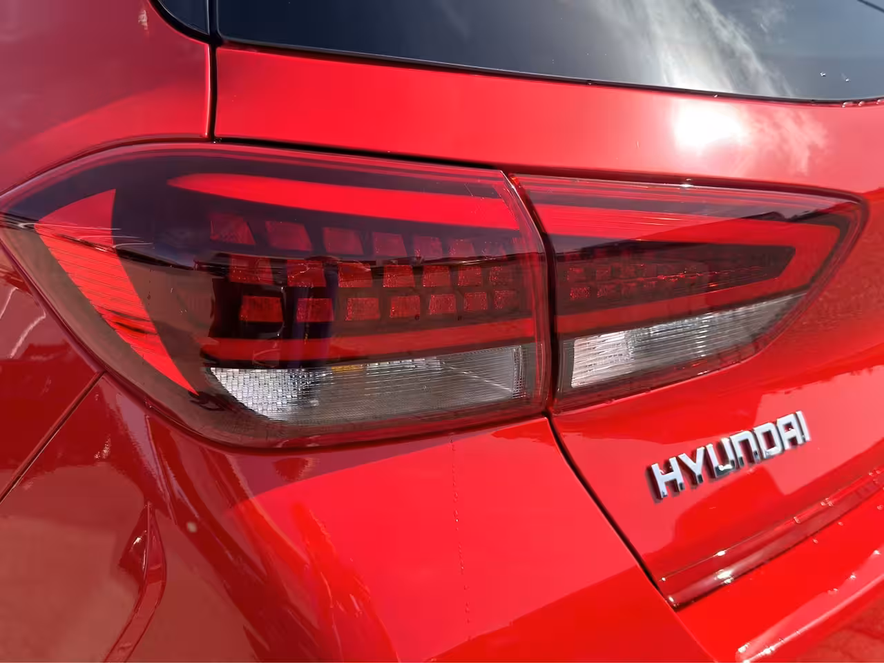 Hyundai i30 1.5 T-GDi 160pk N-Line | Camera | Leder | Carplay | Dodehoek detectie | Full LED | 18'' Ve