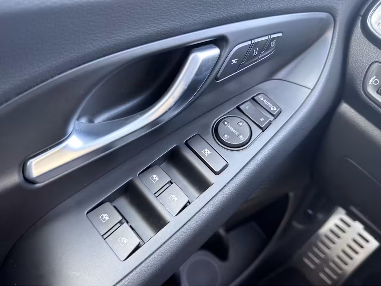 Hyundai i30 1.5 T-GDi 160pk N-Line | Camera | Leder | Carplay | Dodehoek detectie | Full LED | 18'' Ve