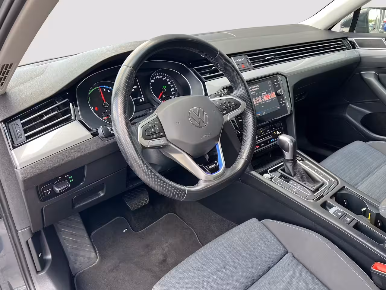 Volkswagen Passat Variant 1.4 TSI 218pk PHEV GTE Business | Camera | Ergo stoelen | Adaptive Cruise controle | LED k
