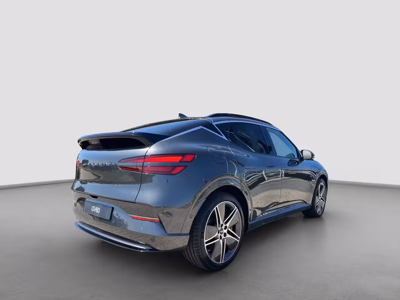 Genesis GV60 84 kWh 490pk Luxury AWD | V2L | Nappa Leder | Bang & Olufsen | 21" Lichtmetaal | Panoramad