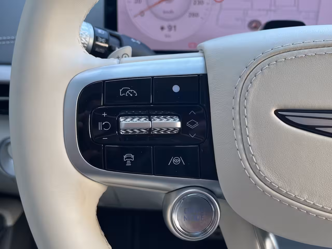 Genesis GV60 84 kWh 490pk Luxury AWD | V2L | Nappa Leder | Bang & Olufsen | 21" Lichtmetaal | Panoramad