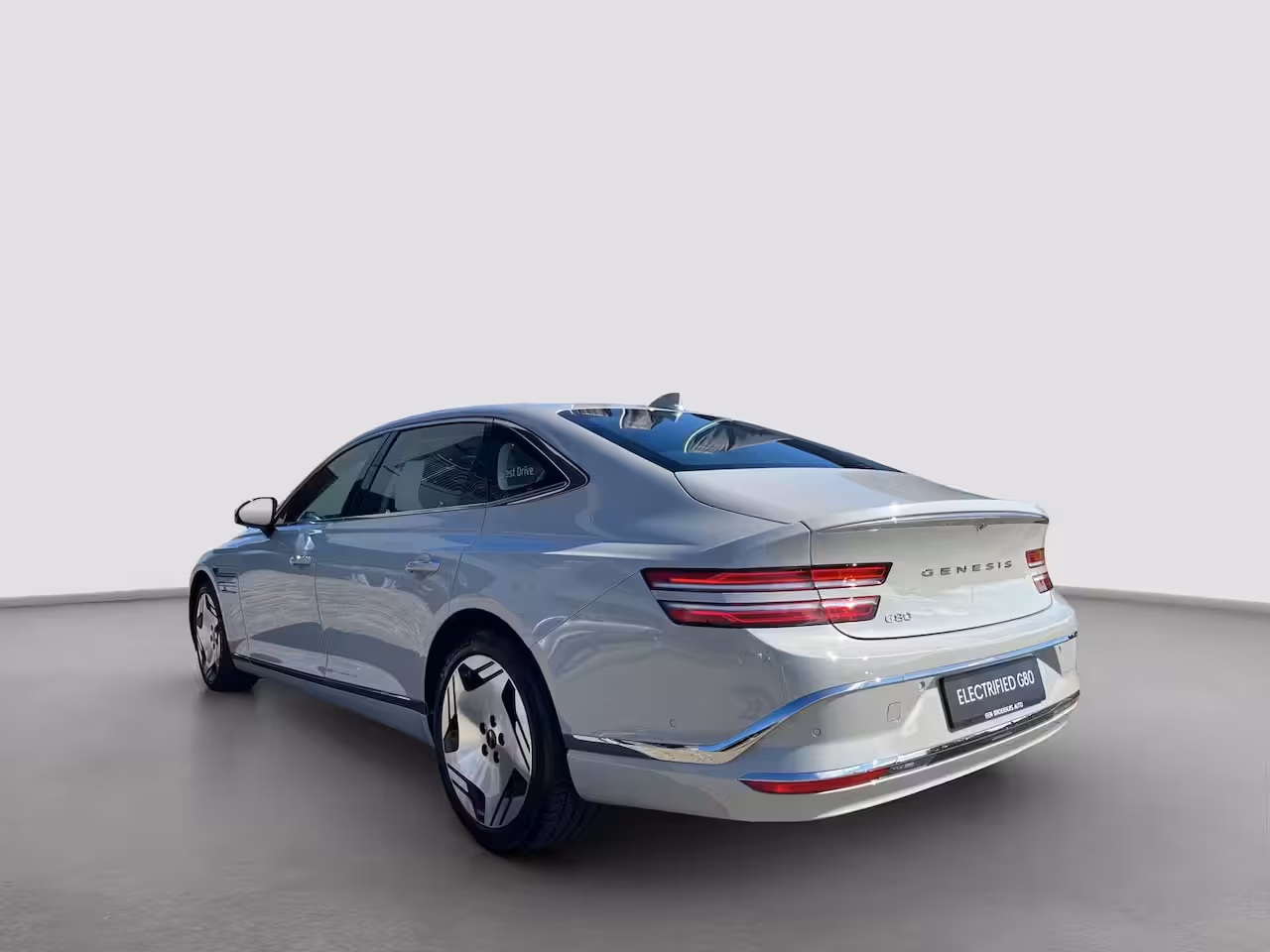 Genesis G80 94, 5 kWh 370pk Long Range AWD Premium | 6400, - DEMO VOORDEEL | V2L | Nappa Leder | Bang