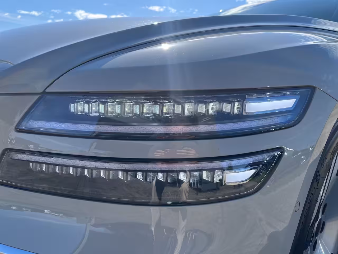 Genesis G80 94, 5 kWh 370pk Long Range AWD Premium | 6400, - DEMO VOORDEEL | V2L | Nappa Leder | Bang