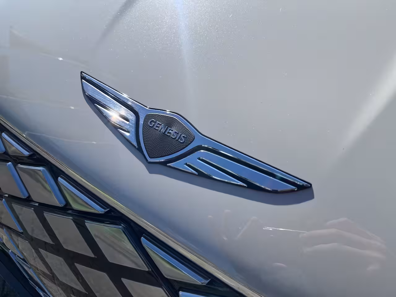 Genesis G80 94, 5 kWh 370pk Long Range AWD Premium | 6400, - DEMO VOORDEEL | V2L | Nappa Leder | Bang