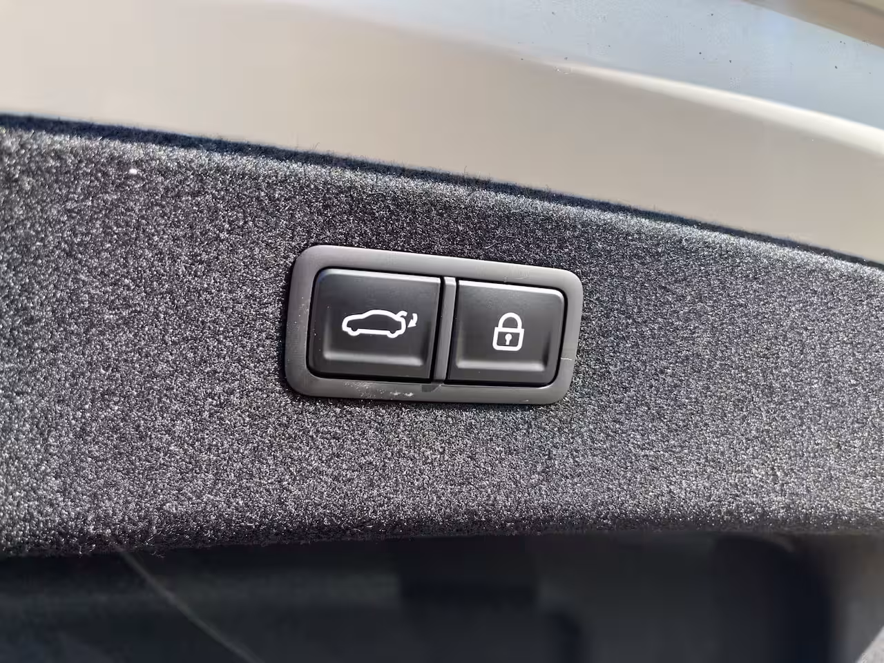 Genesis G80 94, 5 kWh 370pk Long Range AWD Premium | 6400, - DEMO VOORDEEL | V2L | Nappa Leder | Bang