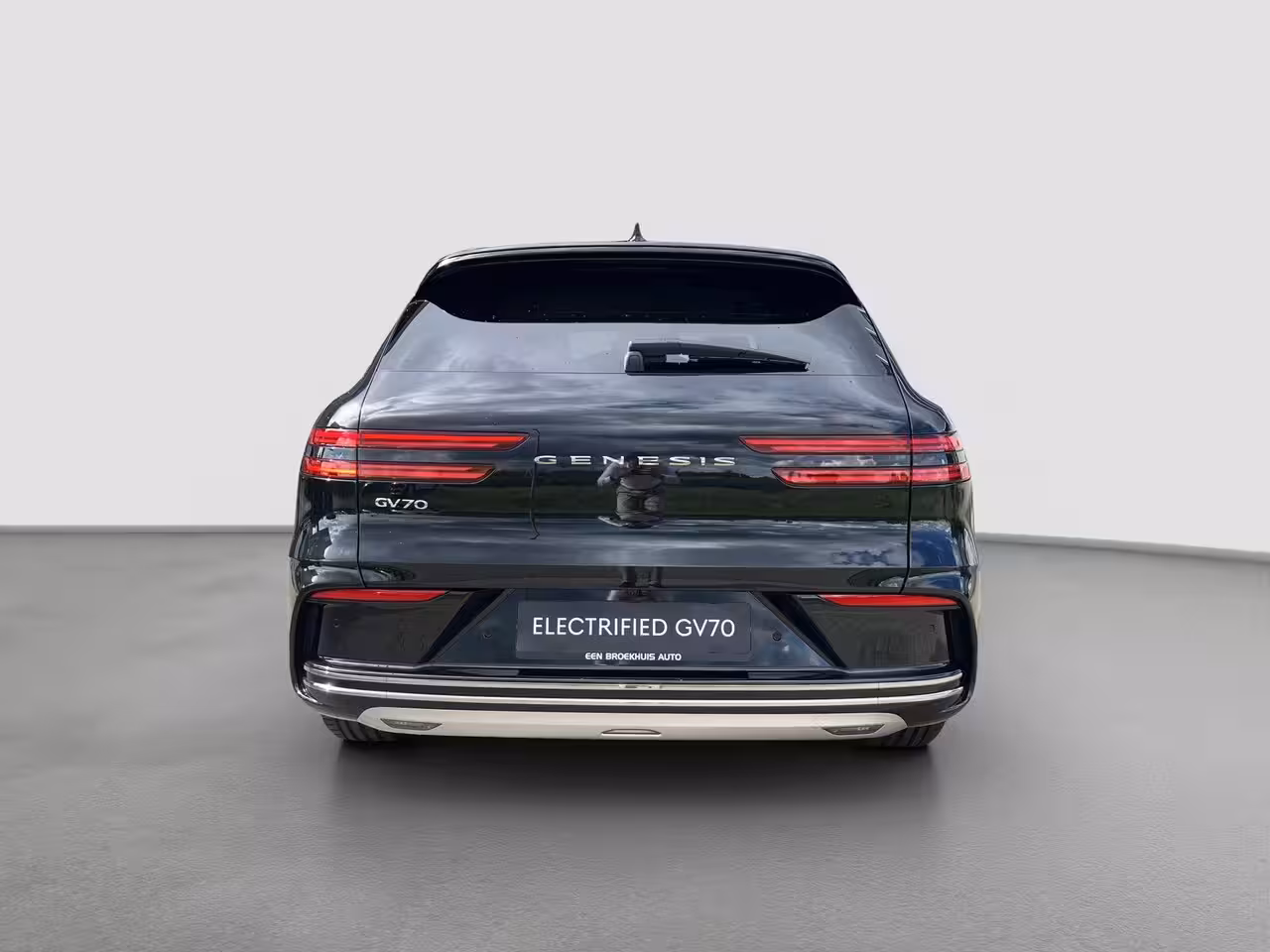Genesis GV70 84 kWh 490pk AWD First Edition | 360 Camera | Winterpakket | 19" Lichtmetaal | Parkeer Ass