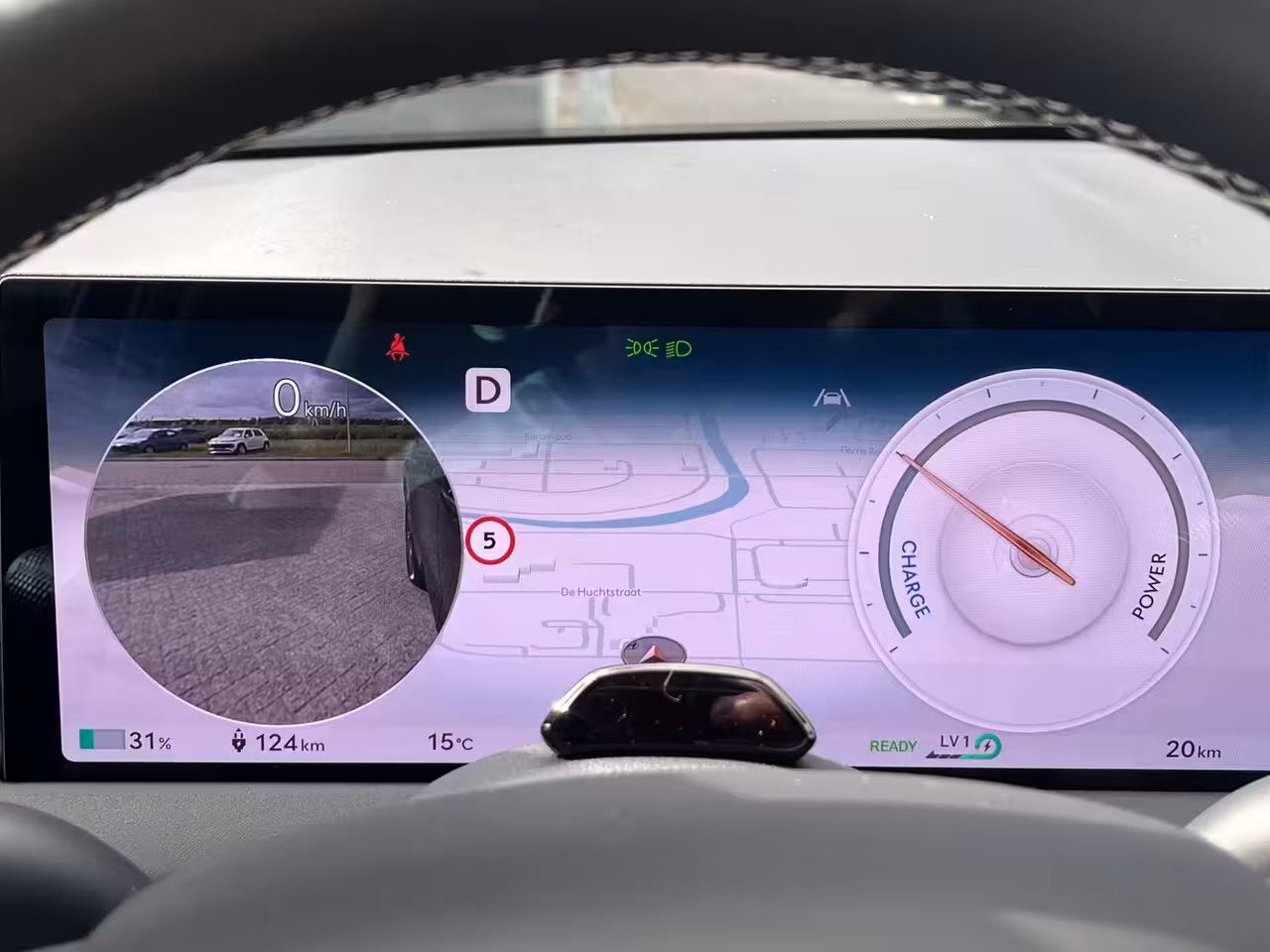 Genesis GV70 84 kWh 490pk AWD First Edition | 360 Camera | Winterpakket | 19" Lichtmetaal | Parkeer Ass