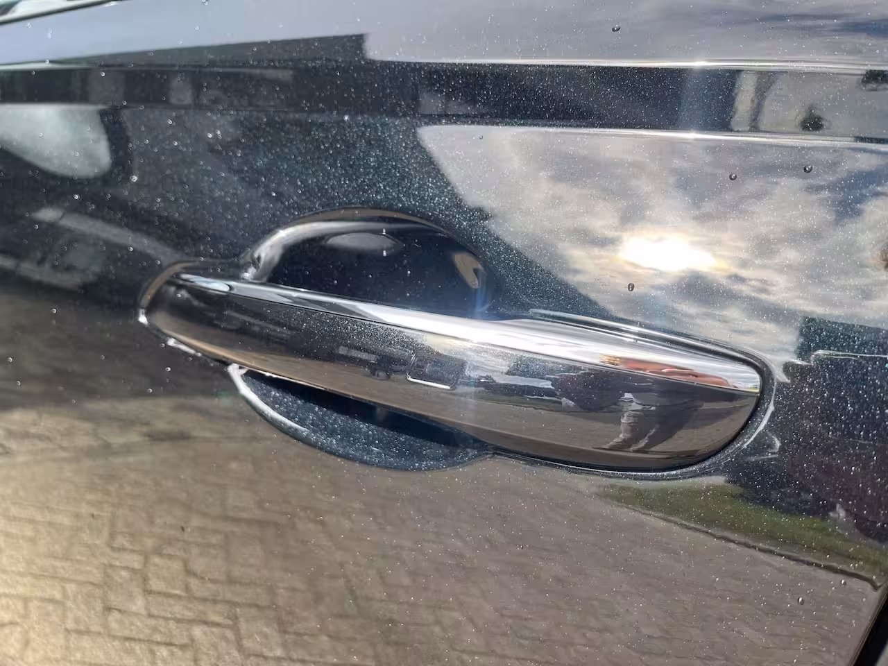 Genesis GV70 84 kWh 490pk AWD First Edition | 360 Camera | Winterpakket | 19" Lichtmetaal | Parkeer Ass
