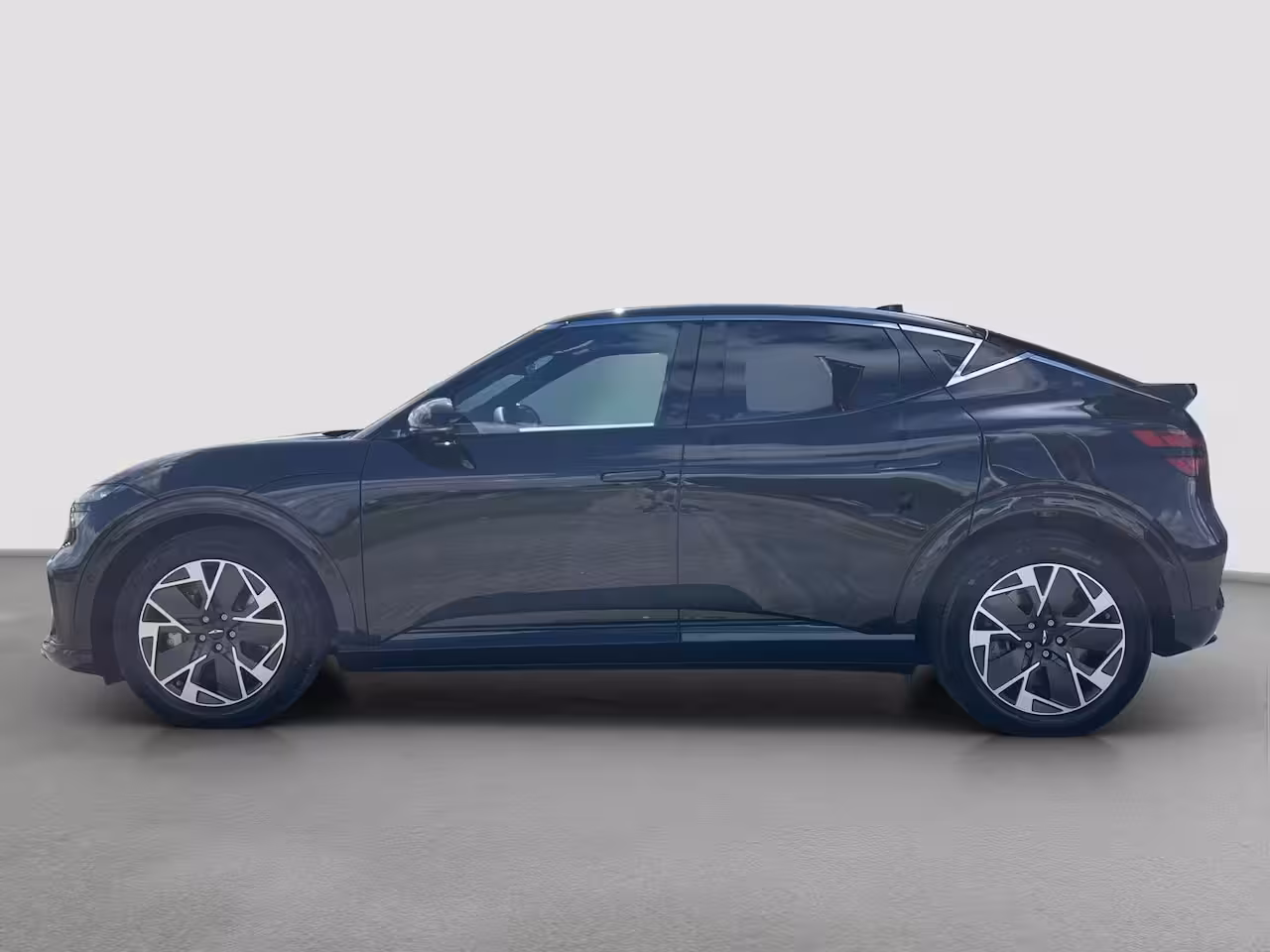 Genesis GV60 84 kWh 229pk First Edition | 360 Camera | Winterpakket | 19" Lichtmetaal | Parkeer Assiste