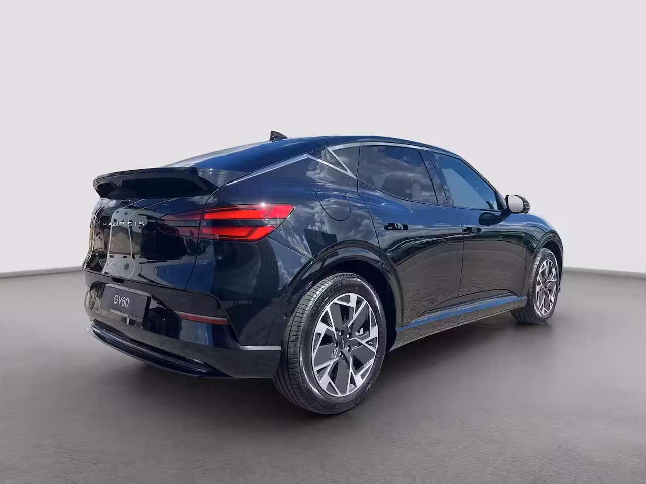 Genesis GV60 84 kWh 229pk First Edition | 360 Camera | Winterpakket | 19" Lichtmetaal | Parkeer Assiste