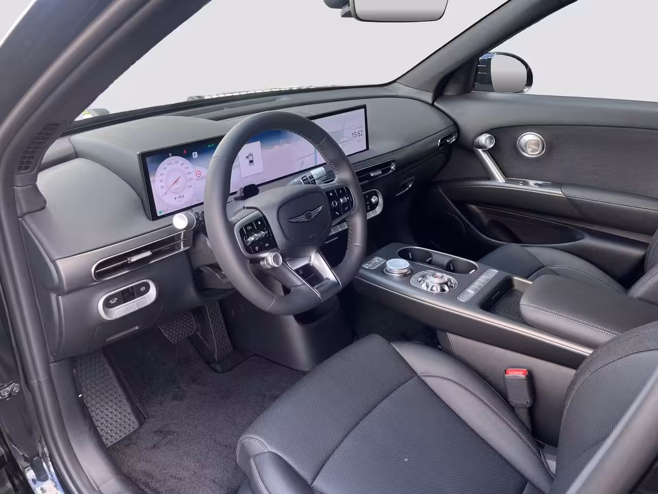 Genesis GV60 84 kWh 229pk First Edition | 360 Camera | Winterpakket | 19" Lichtmetaal | Parkeer Assiste