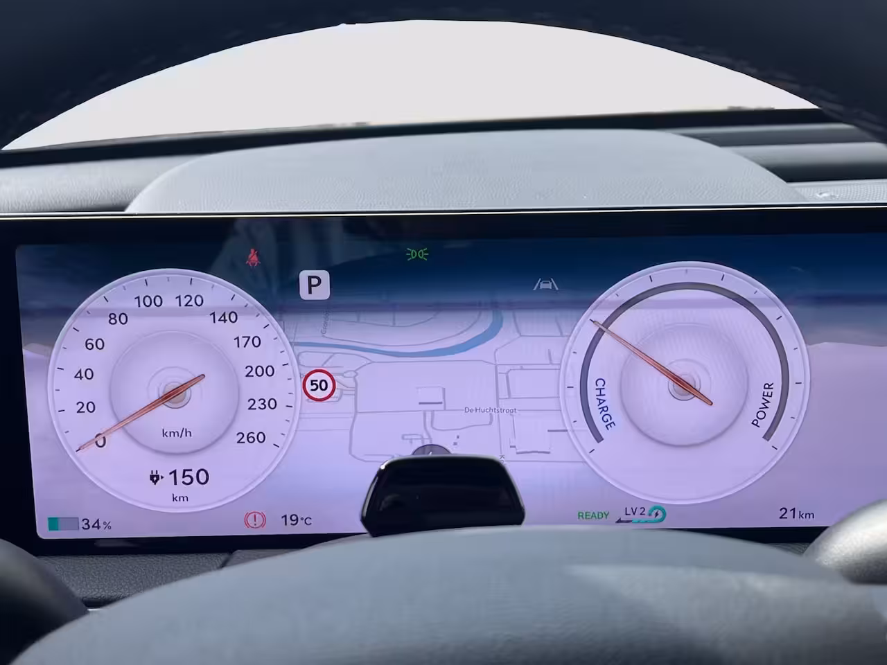 Genesis GV60 84 kWh 229pk First Edition | 360 Camera | Winterpakket | 19" Lichtmetaal | Parkeer Assiste