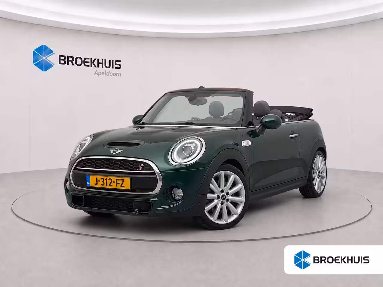 Mini Cabrio 2.0 Cooper S Chili Serious Business | Harman/Kardon | LED | Stoel verwarming | Navigatie |