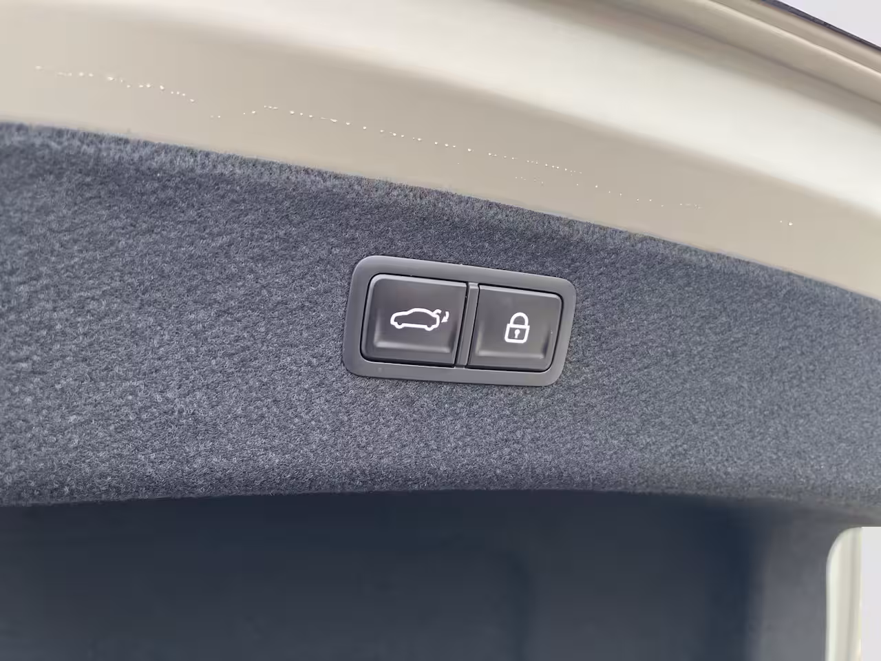 Genesis G80 94, 5 kWh 370pk Long Range AWD Dual Motor Premium | V2L | Nappa Leder | Bang & Olufsen | C