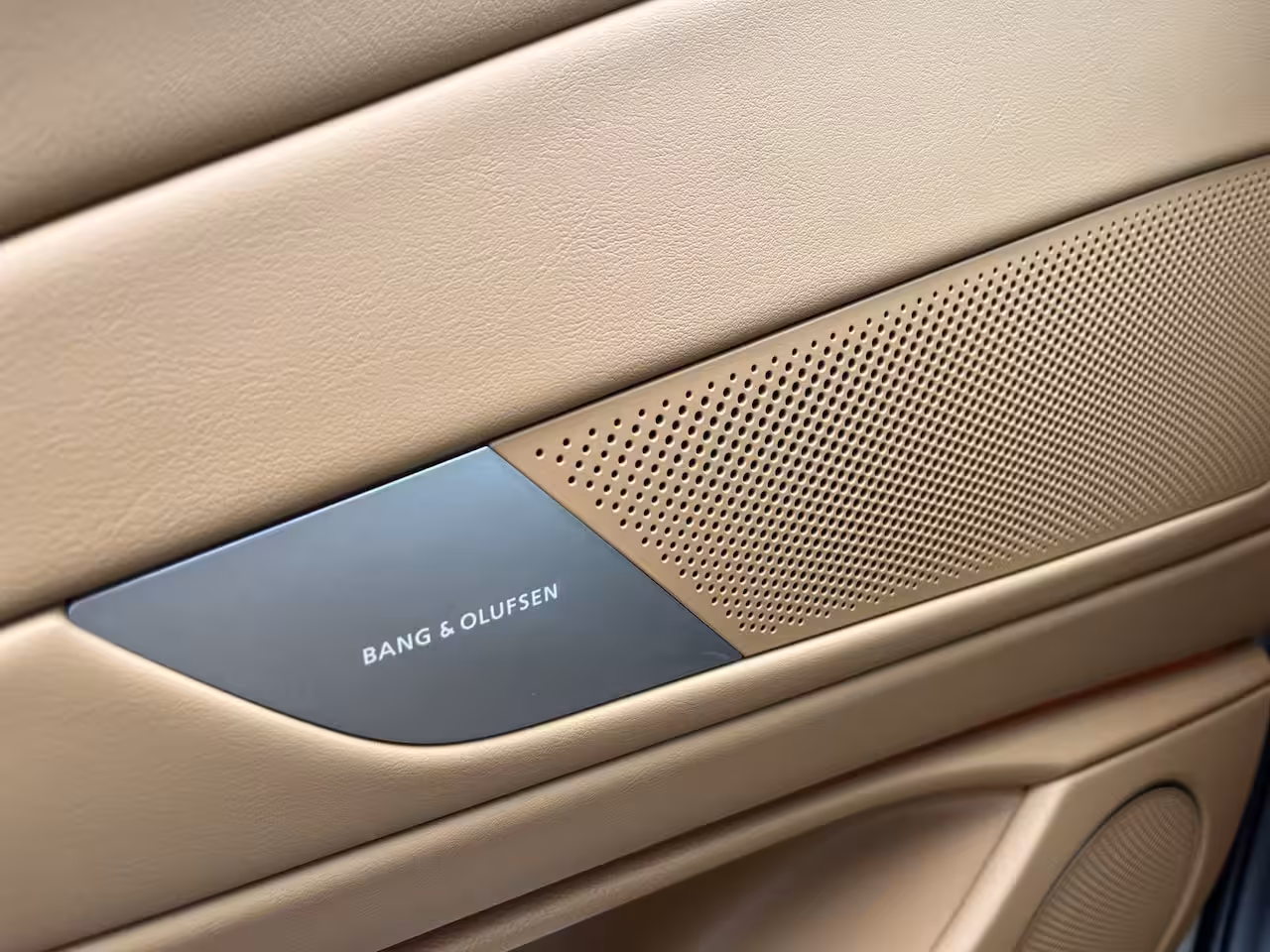 Genesis G80 94, 5 kWh 370pk Long Range AWD Dual Motor Premium | V2L | Nappa Leder | Bang & Olufsen | C