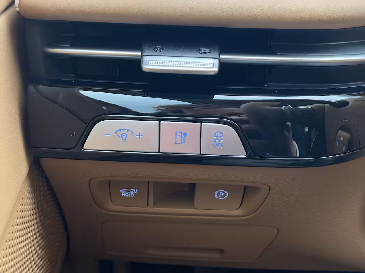Genesis G80 94, 5 kWh 370pk Long Range AWD Dual Motor Premium | V2L | Nappa Leder | Bang & Olufsen | C