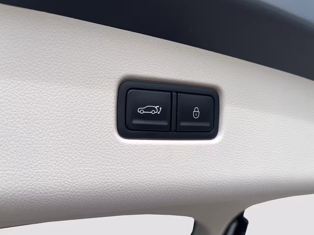 Genesis GV70 84 kWh 490pk Performance AWD Dual Motor Premium | V2L | Nappa Leder | Bang & Olufsen | 20"
