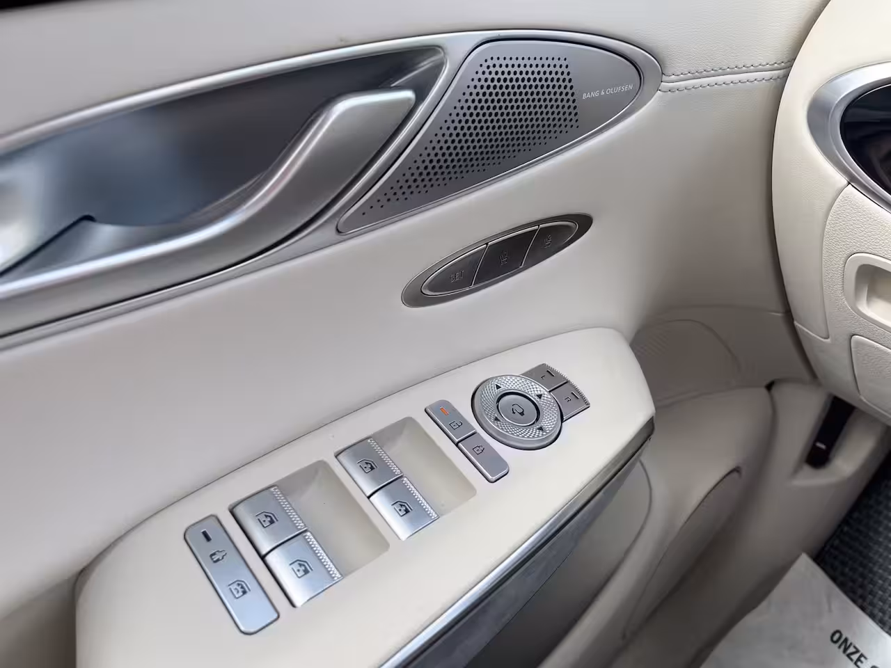 Genesis GV70 84 kWh 490pk Performance AWD Dual Motor Premium | V2L | Nappa Leder | Bang & Olufsen | 20"