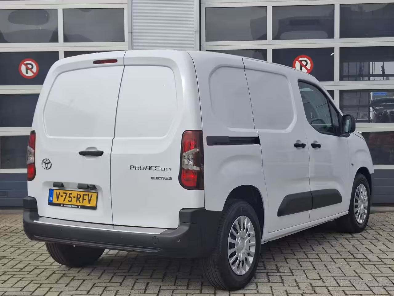 Toyota PROACE CITY Electric Comfort 50 kWh | Wordt verwacht | Apple Carplay/Android Auto | Bluetooth | Cruise Control