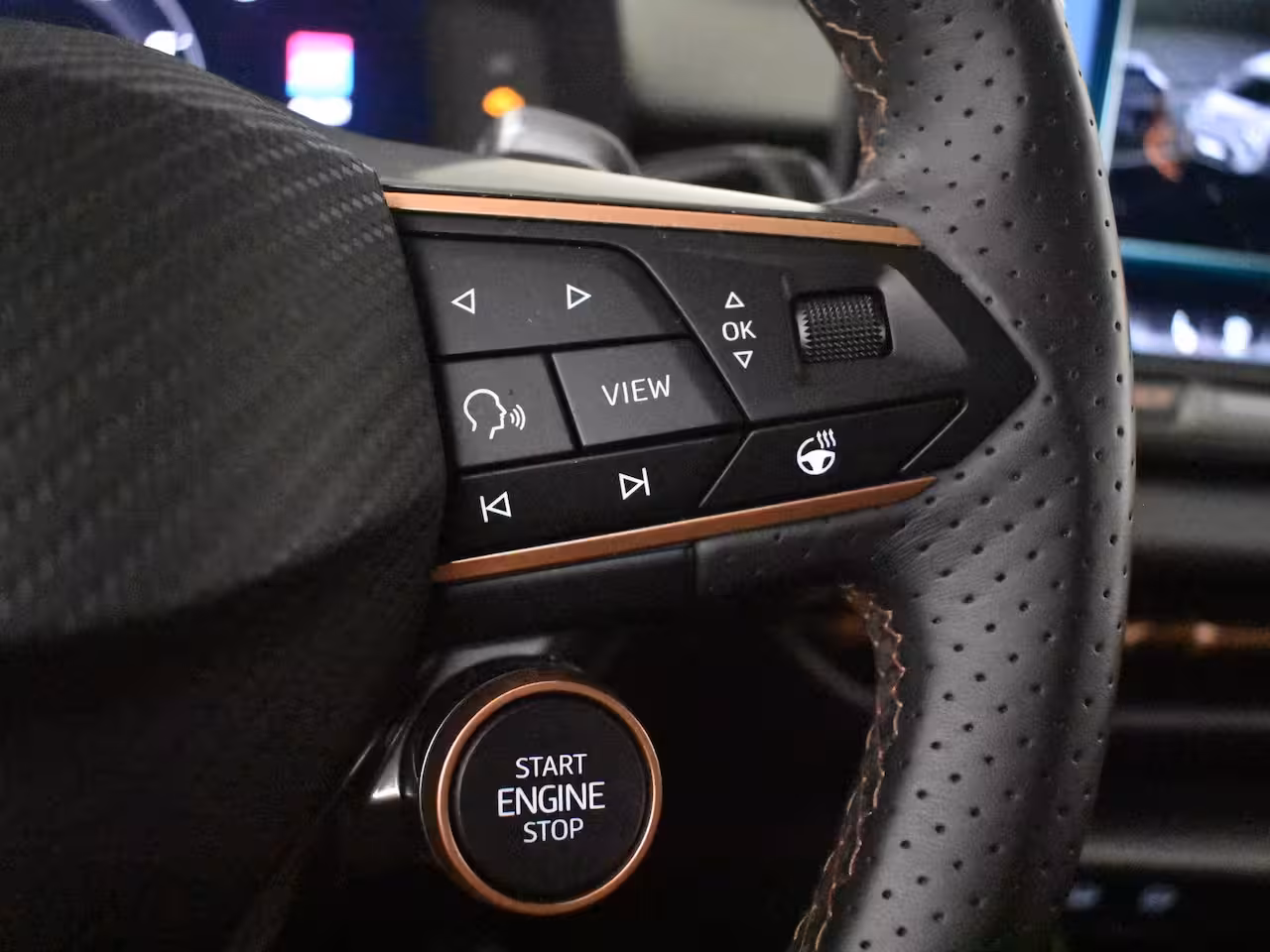 Cupra Terramar 1.5 TSI e-Hybrid Business | 360gr Camera | Head-up Display | Keyless | Elektr stoel incl m