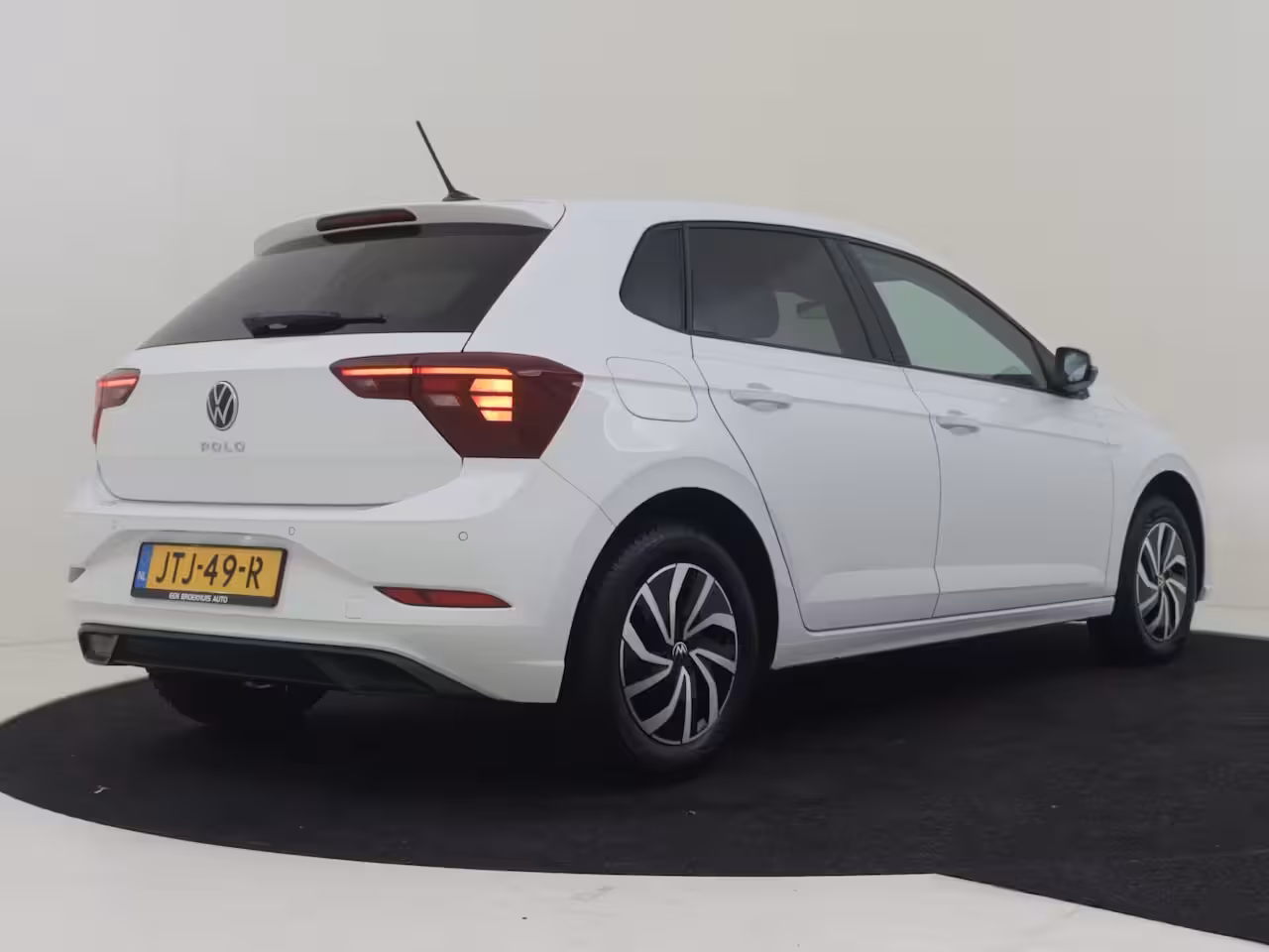 Volkswagen Polo Life Edition 1.0 TSI 7-DSG Auto | Camera | Cr. Contr Adapt | StoelVerwarm. | Apple carplay