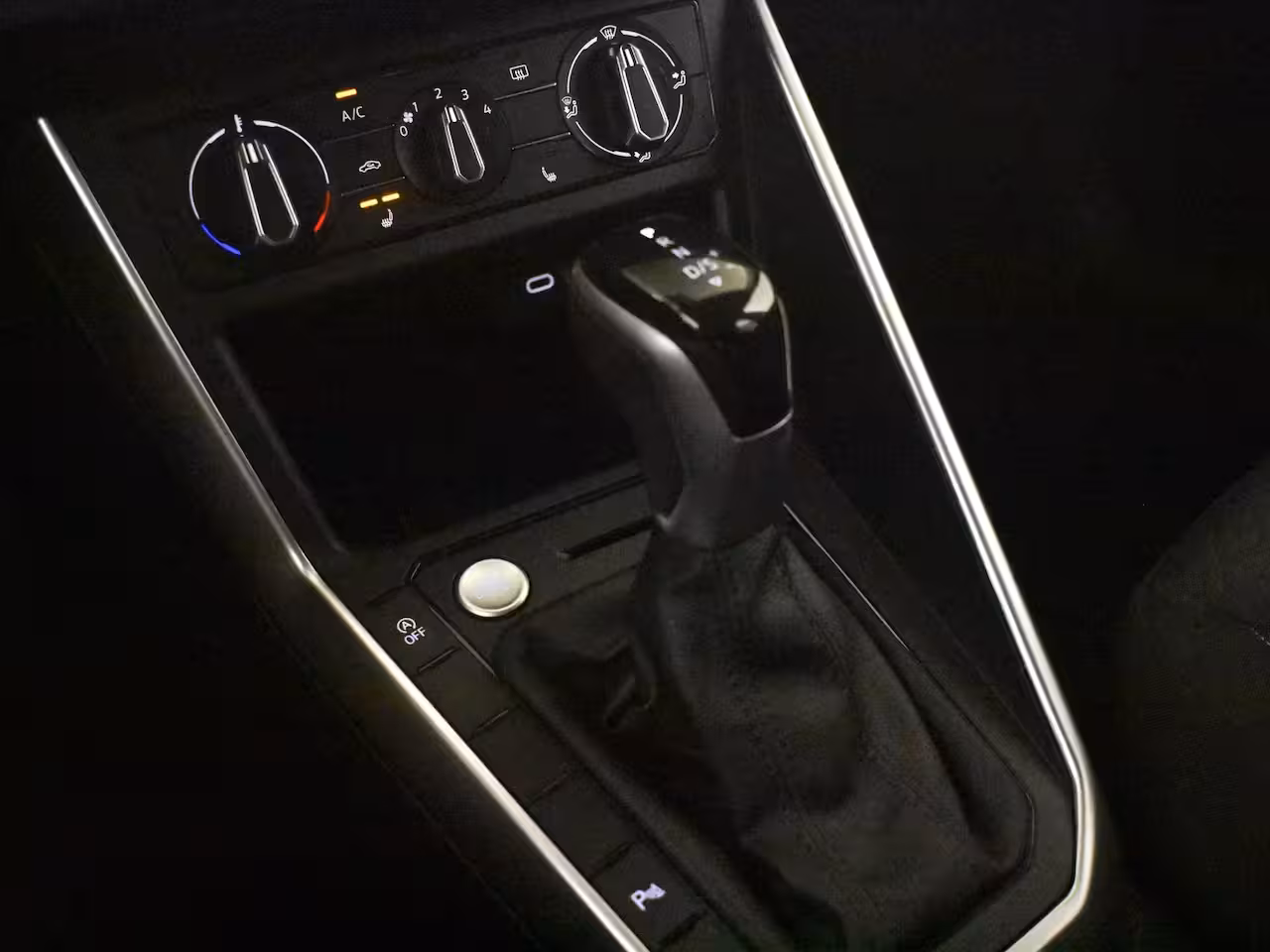 Volkswagen Polo Life Edition 1.0 TSI 7-DSG Auto | Camera | Cr. Contr Adapt | StoelVerwarm. | Apple carplay