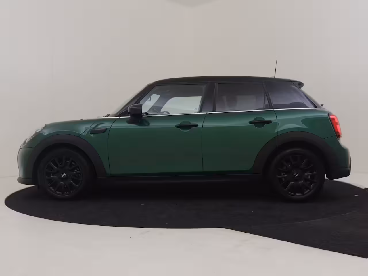 Mini 5-Deurs 1.5 Cooper Camden Edition Automaat | Leder l Climate control | Cruise control | Navigatie