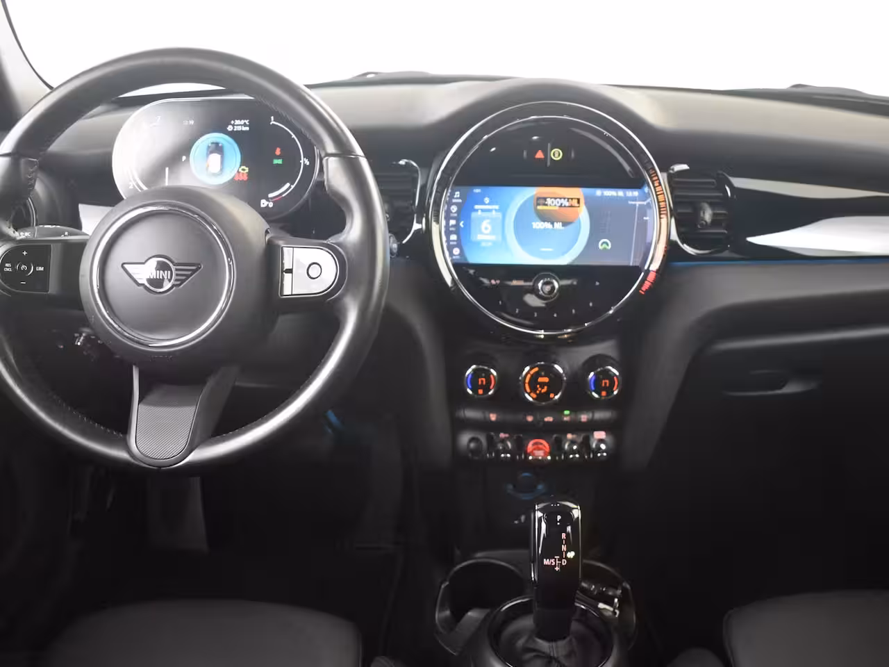 Mini 5-Deurs 1.5 Cooper Camden Edition Automaat | Leder l Climate control | Cruise control | Navigatie
