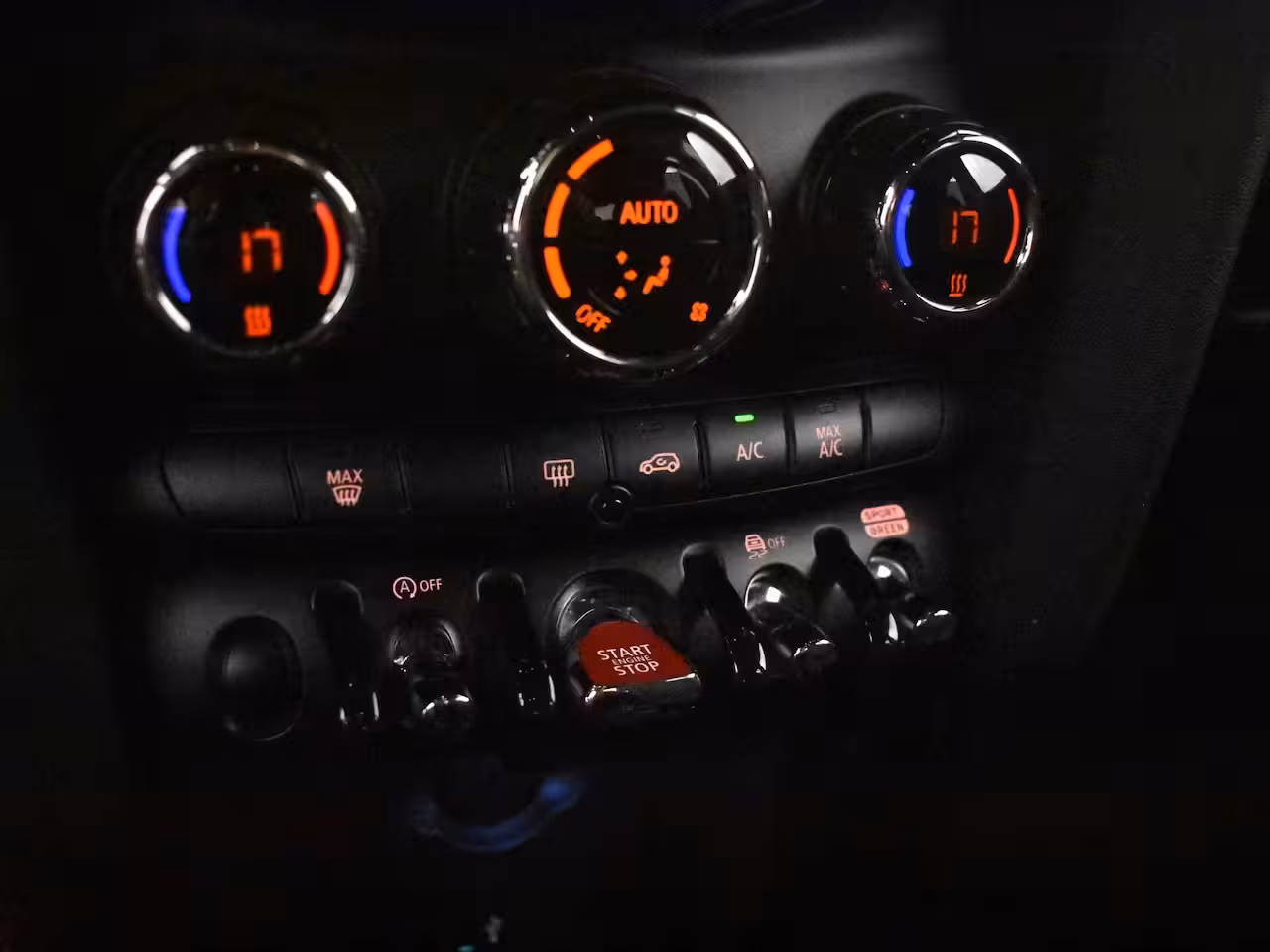 Mini 5-Deurs 1.5 Cooper Camden Edition Automaat | Leder l Climate control | Cruise control | Navigatie
