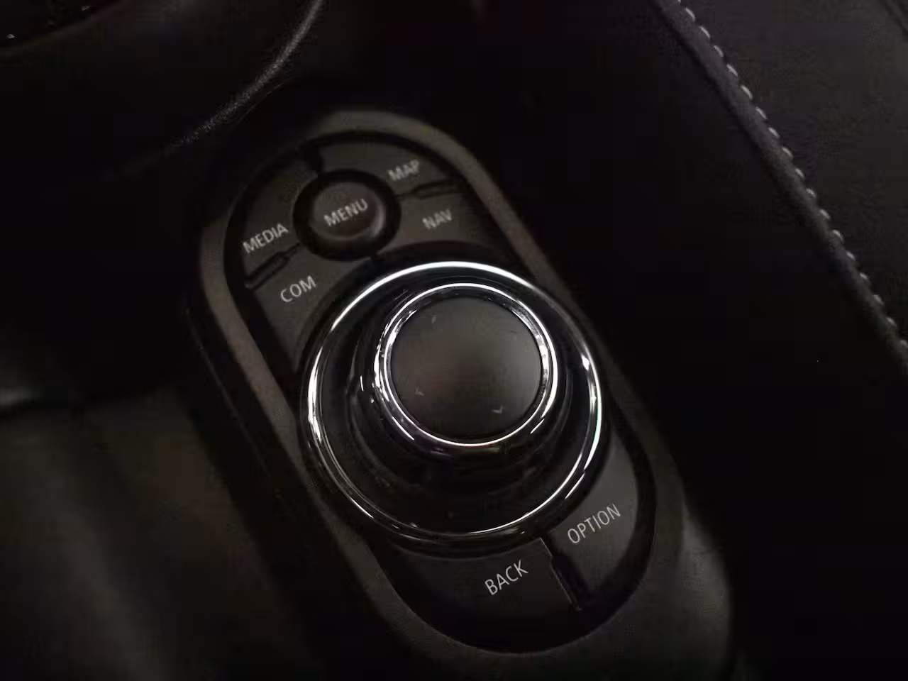 Mini 5-Deurs 1.5 Cooper Camden Edition Automaat | Leder l Climate control | Cruise control | Navigatie