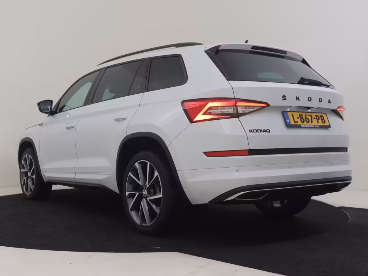 Skoda Kodiaq 1.5 TSI Sportline Business 7p. l Canton Sound l Elekt. Stoel incl Memory l Side Assist l E