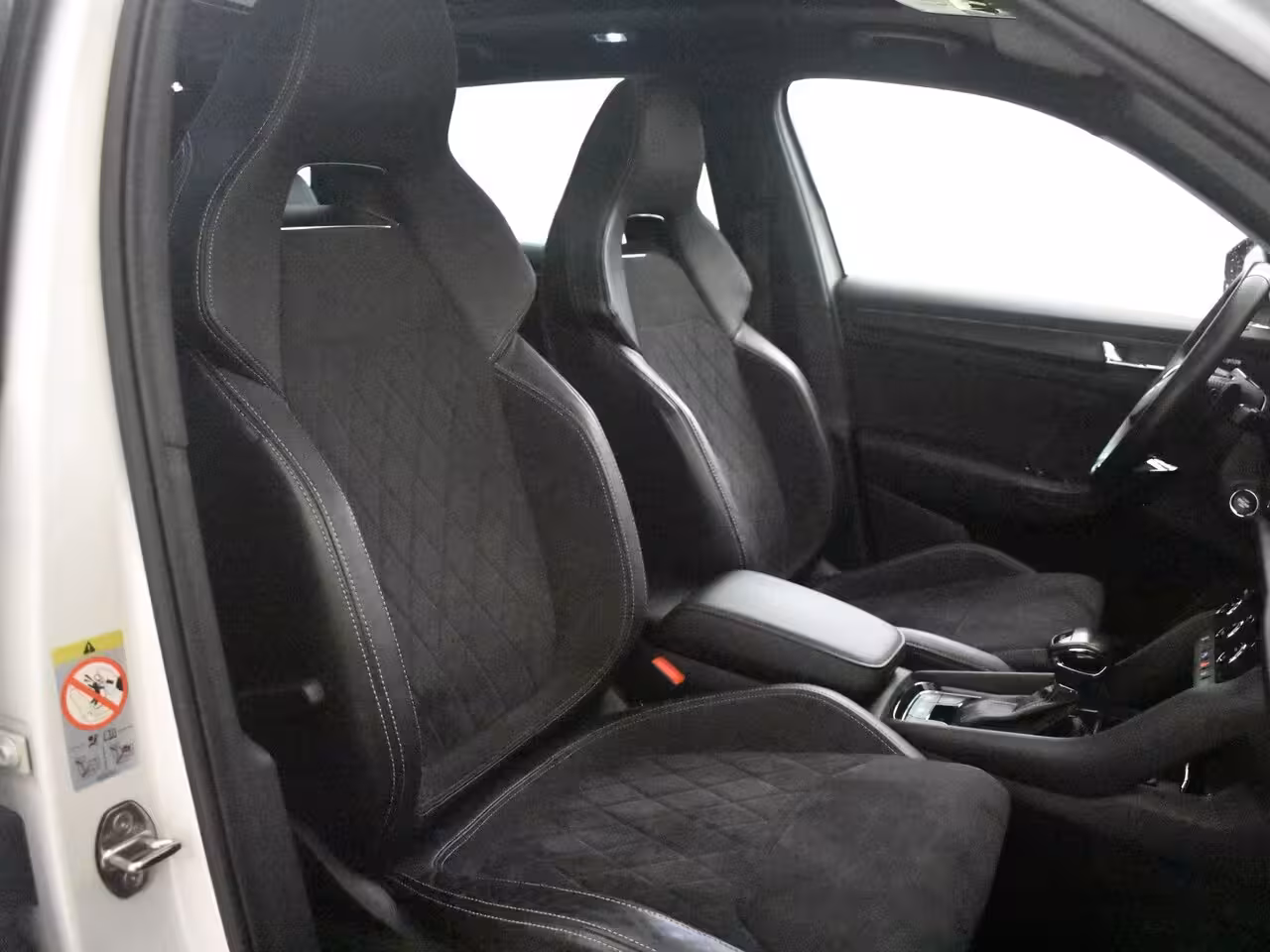 Skoda Kodiaq 1.5 TSI Sportline Business 7p. l Canton Sound l Elekt. Stoel incl Memory l Side Assist l E