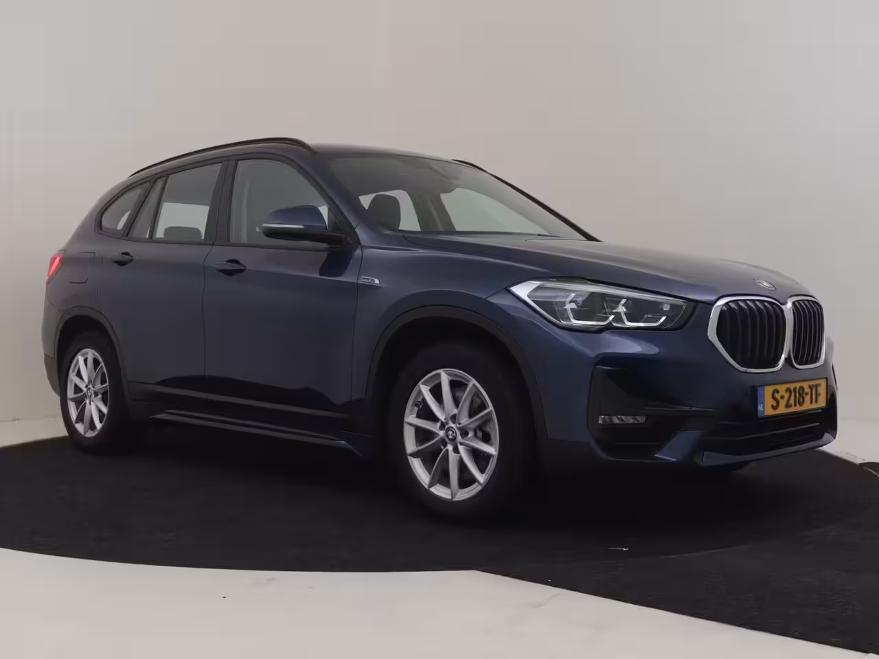 BMW X1 xDrive25e High Executive l Slechts 41 dkm l Leder l Stoelverwarming l Elekt. Klep l Full M