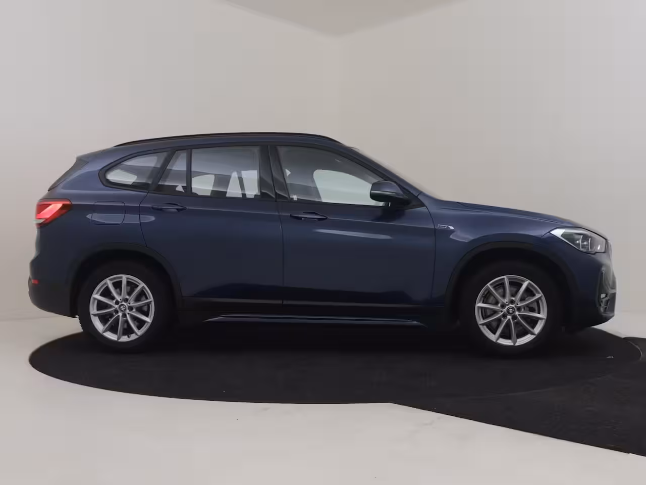 BMW X1 xDrive25e High Executive l Slechts 41 dkm l Leder l Stoelverwarming l Elekt. Klep l Full M
