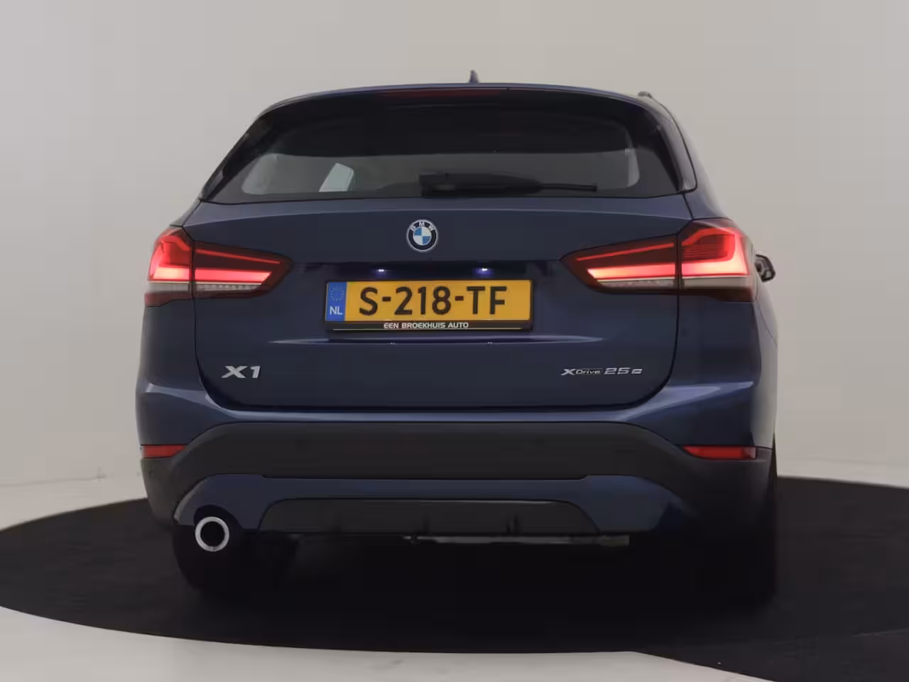 BMW X1 xDrive25e High Executive l Slechts 41 dkm l Leder l Stoelverwarming l Elekt. Klep l Full M