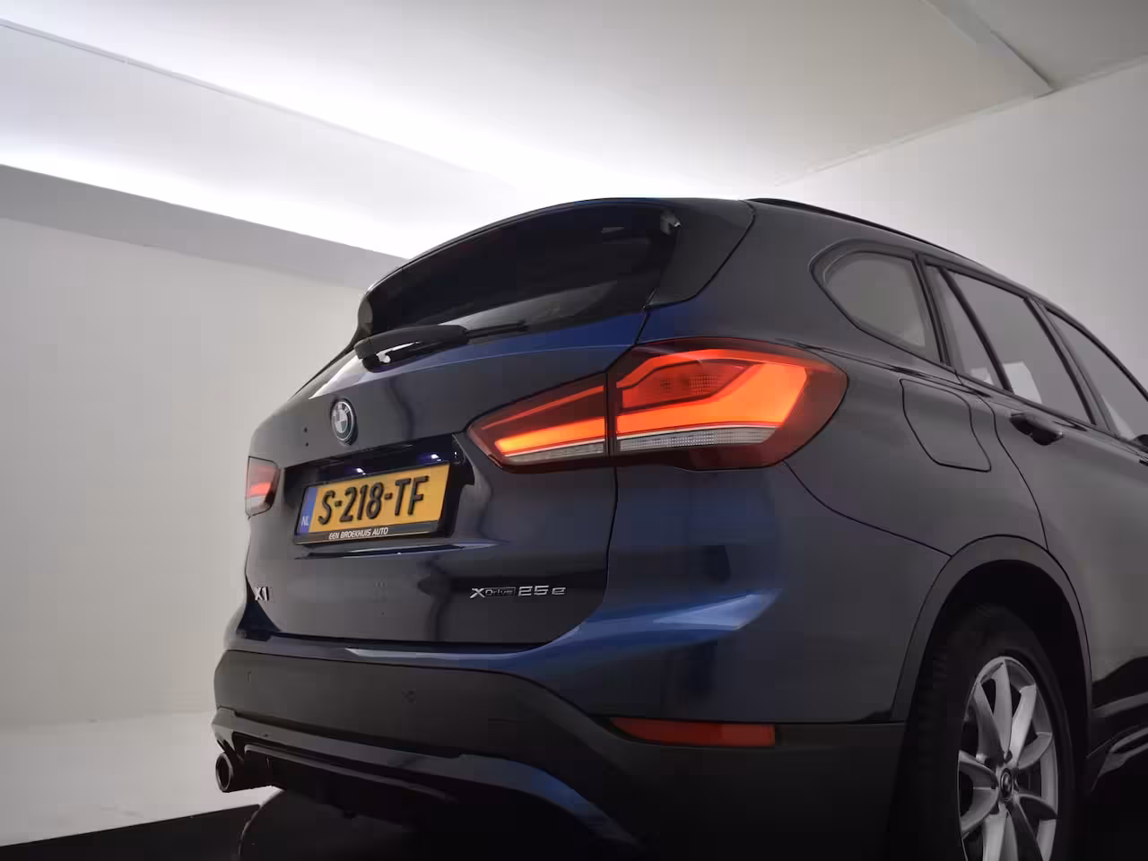 BMW X1 xDrive25e High Executive l Slechts 41 dkm l Leder l Stoelverwarming l Elekt. Klep l Full M