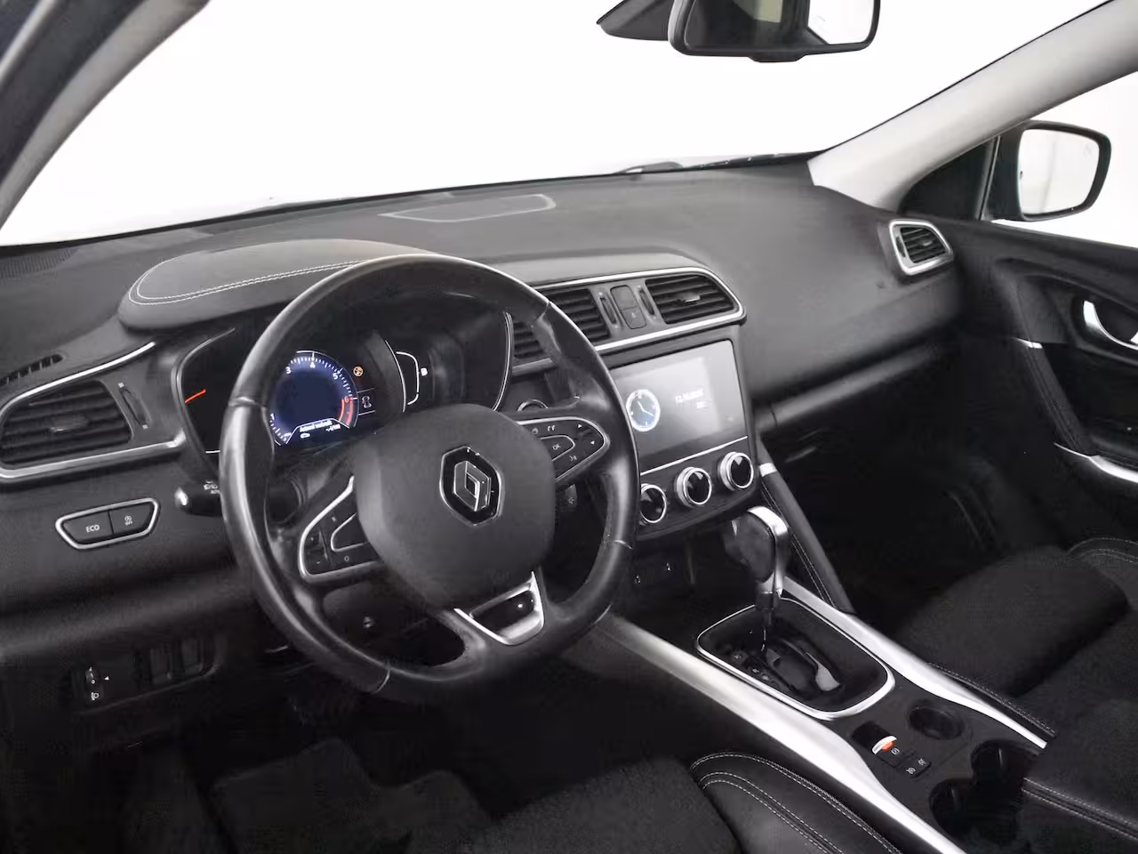 Renault Kadjar 1.3 TCe Automaat Black Edition l Bose Audio l Camera l LED l Cr Control l Side Assist l Ha