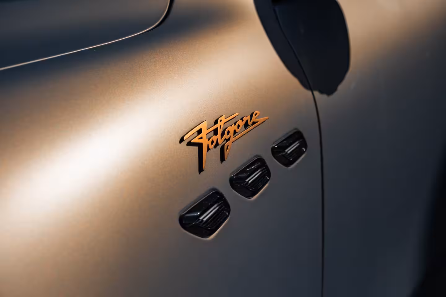 Maserati Grecale AWD Folgore 105kWh l Luchtvering l 360 gr Camera l High End Sound l Panoramadak l Stoelver