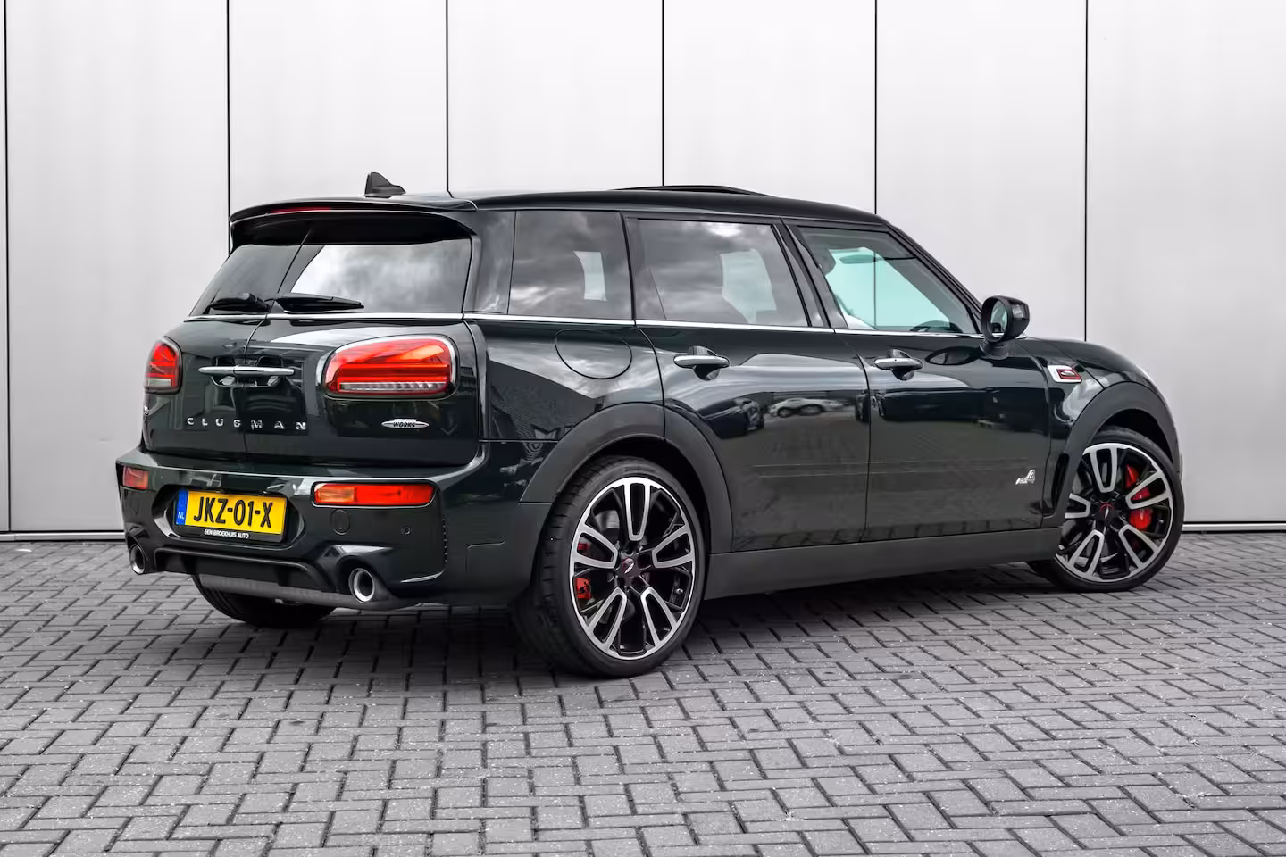 Mini Clubman 2.0 JCW ALL4 l Harman/Kardon Sound l Leder/Alcantara l Head up Display l Panoramadak l Cam