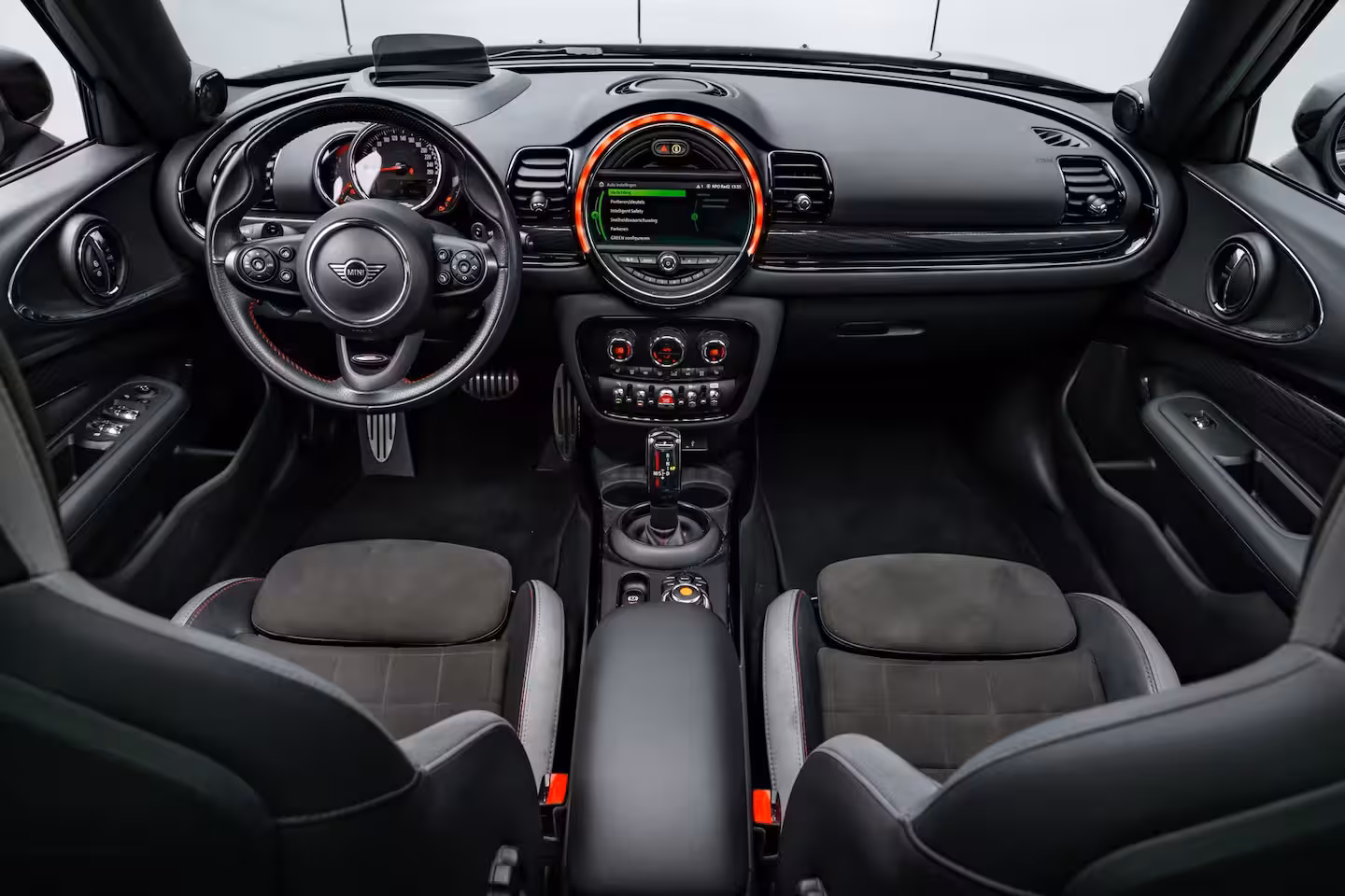 Mini Clubman 2.0 JCW ALL4 l Harman/Kardon Sound l Leder/Alcantara l Head up Display l Panoramadak l Cam