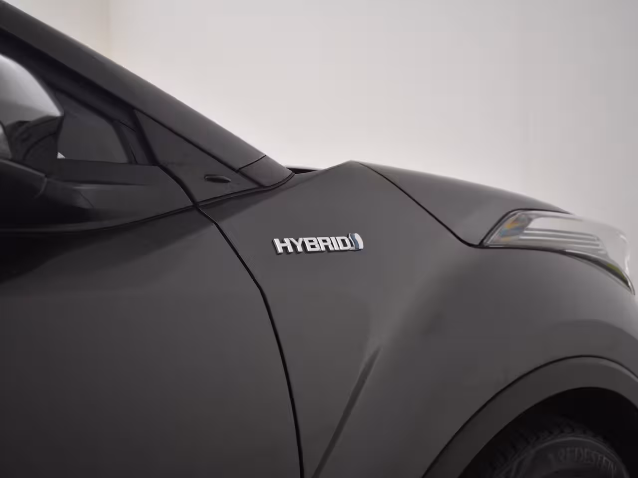 Toyota C-HR 1.8 Hybrid Executive l JBL Sound l Half Leder l Stoelverwarming l Cr Control l PDC V en A