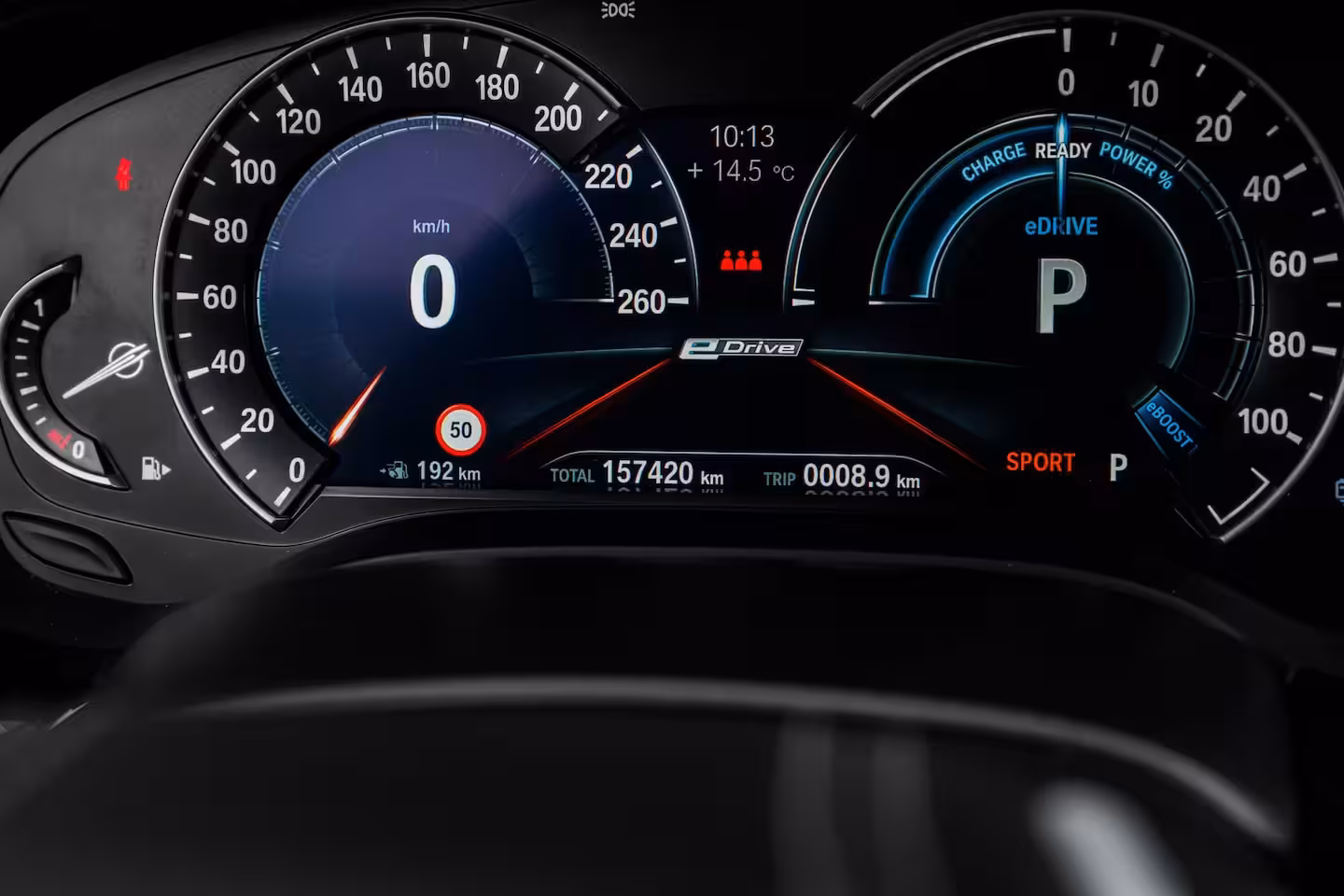 BMW 5-serie 530e iPerformance High Executive 252Pk | Rondomzichtcamera | Head-up Display | Glazen schu