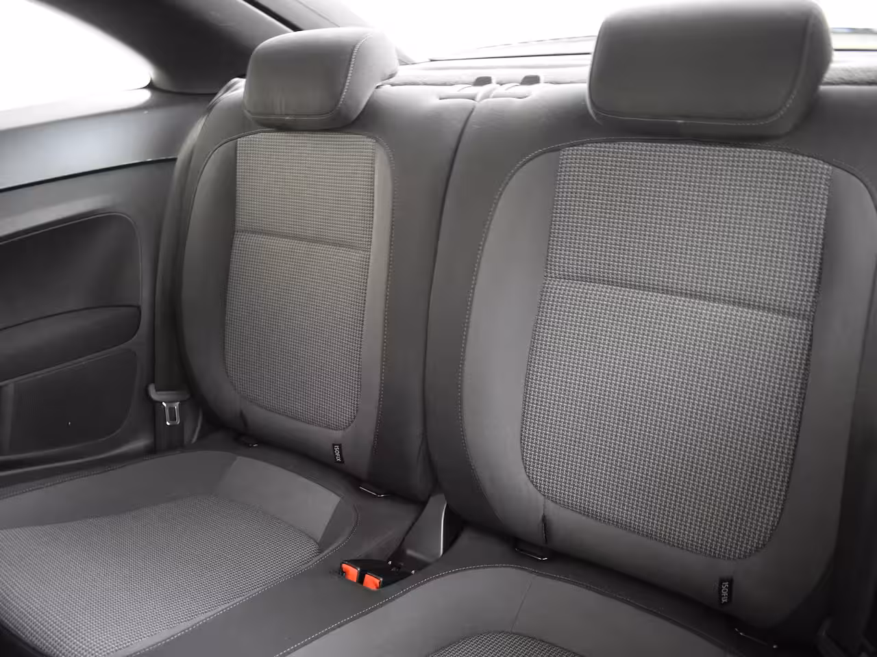 Volkswagen Beetle 1.4 TSI Design 160pk DSG/AUTO | Fender audio | Keyless | Stoelverwarming | Xenon - LED l P