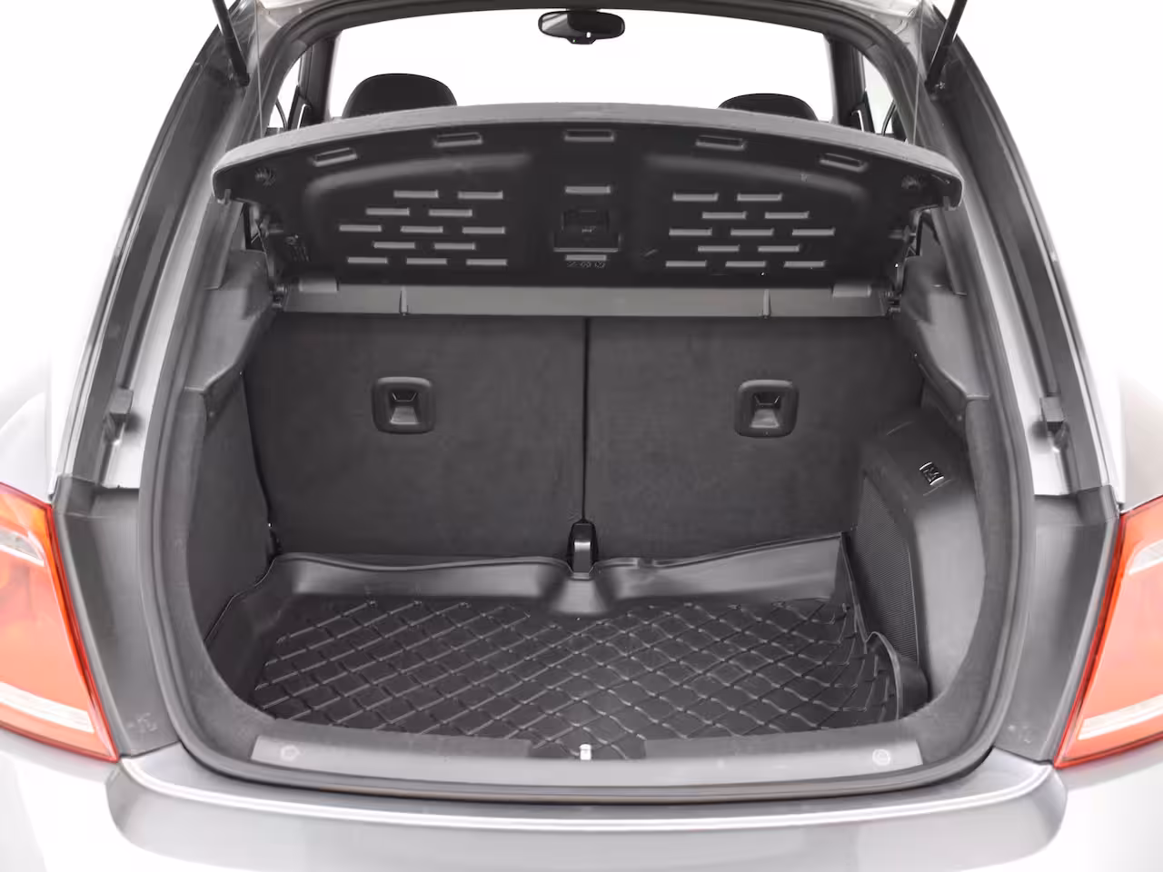 Volkswagen Beetle 1.4 TSI Design 160pk DSG/AUTO | Fender audio | Keyless | Stoelverwarming | Xenon - LED l P